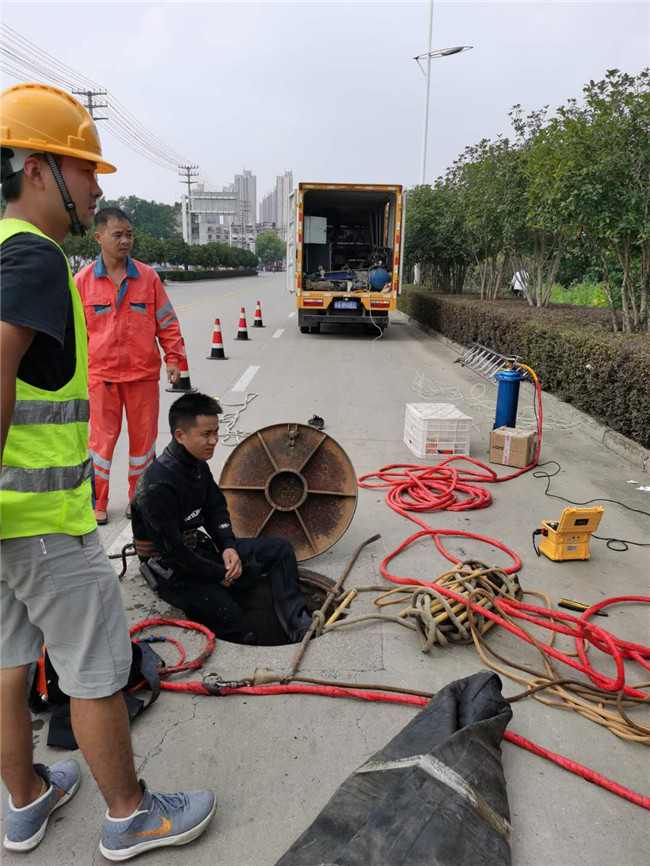 东安翻衬法管道修复技术主要工序